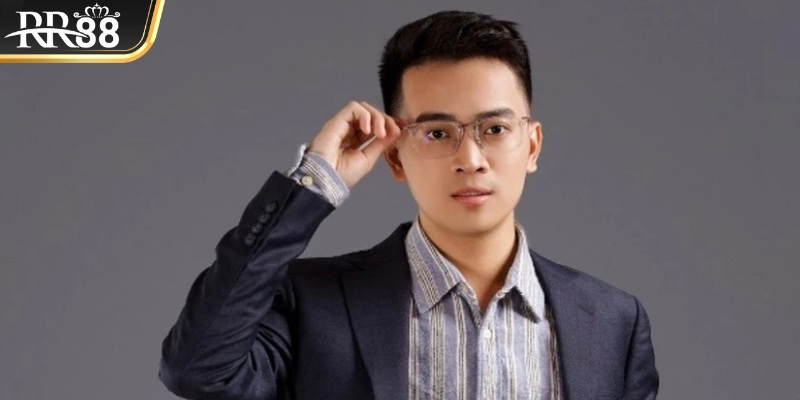 Tiểu sử của CEO Trần Tiến Đạt trên con đường học tập
